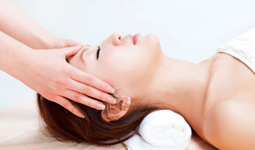 FACE MASSAGE